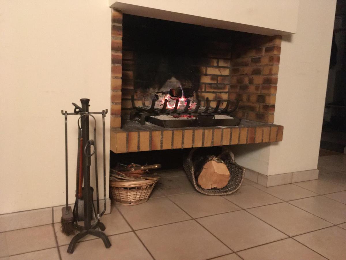 Maison Sur La Colline Cheminee Wifi Proche Thermes Aubin  Luaran gambar