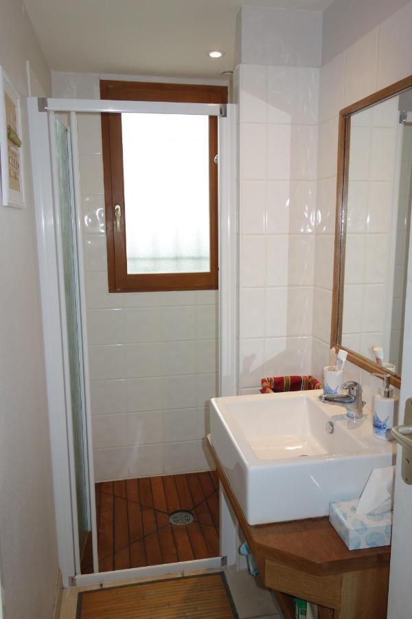 Maison Sur La Colline Cheminee Wifi Proche Thermes Aubin  Luaran gambar